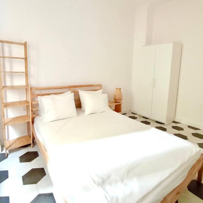 Stylish City Flat Near Promenade เทสซาโลนิกิ ภายนอก รูปภาพ