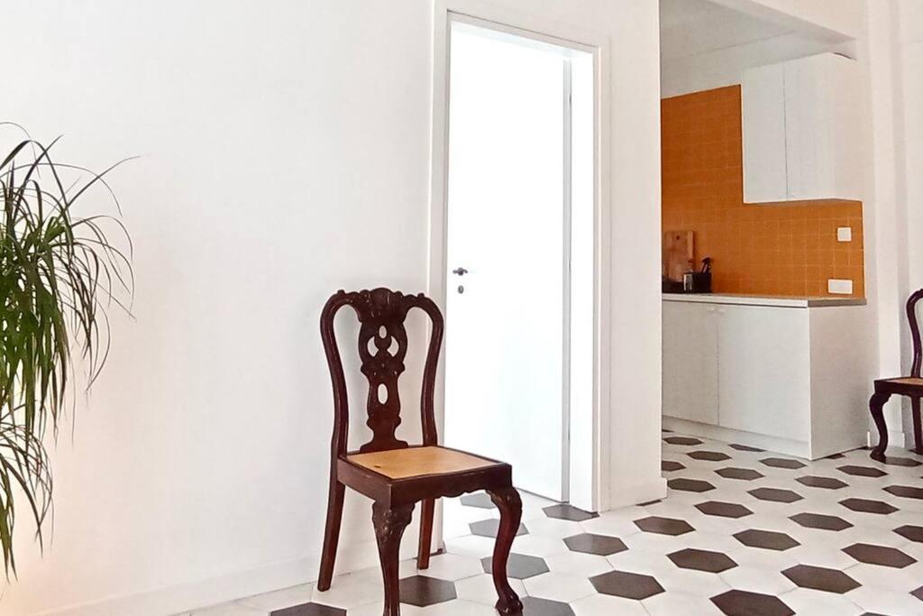 Stylish City Flat Near Promenade เทสซาโลนิกิ ภายนอก รูปภาพ